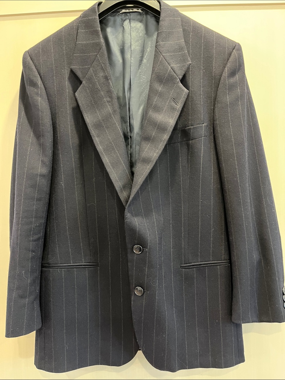 Giorgio Armani 100% wool navy blazer with fine subtle grey pinstripes